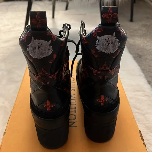 ❌SOLD❌ Auth LV Limited Edition Catogram Canvas - Picture 3 of 10